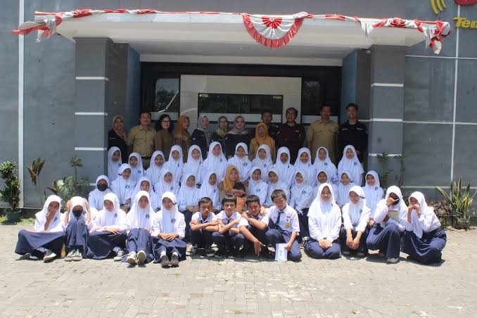 Belajar Penyiaran, SMP N 1 Tembarak School Visit ke eRTe